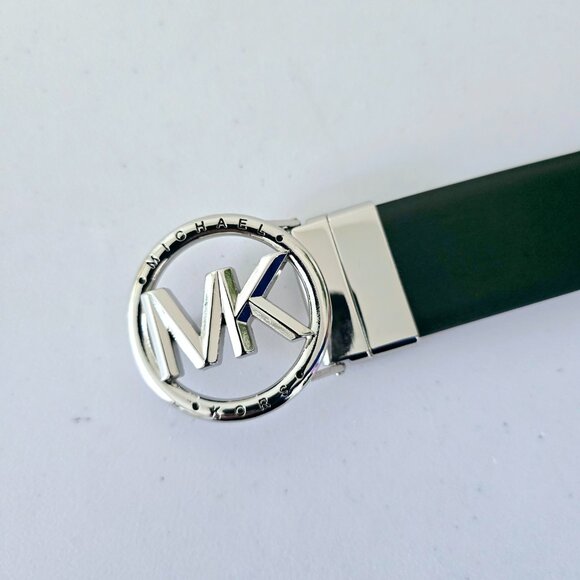 NWT MICHAEL Michael Kors Leather Reversible Belt XL Black White - Bold Signature - Picture 2 of 5